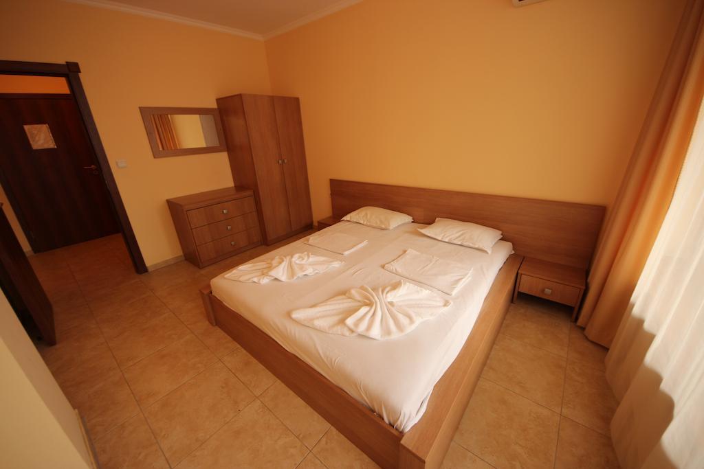 Menada Sea Regal Apartments 阳光海滩 客房 照片