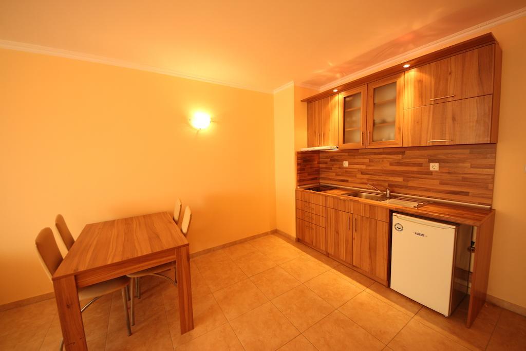 Menada Sea Regal Apartments 阳光海滩 客房 照片