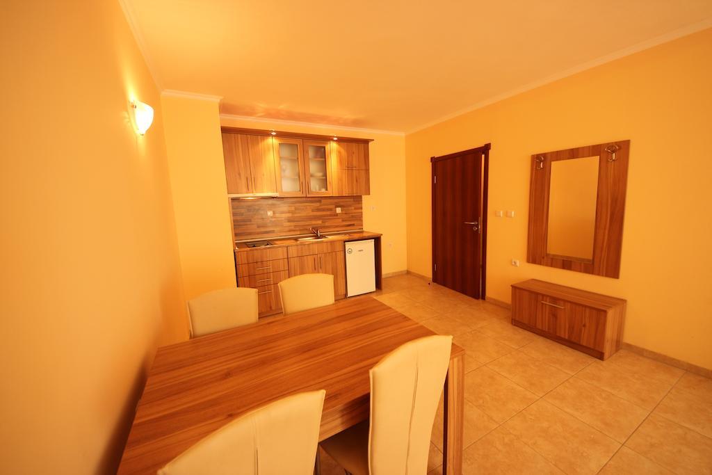 Menada Sea Regal Apartments 阳光海滩 客房 照片