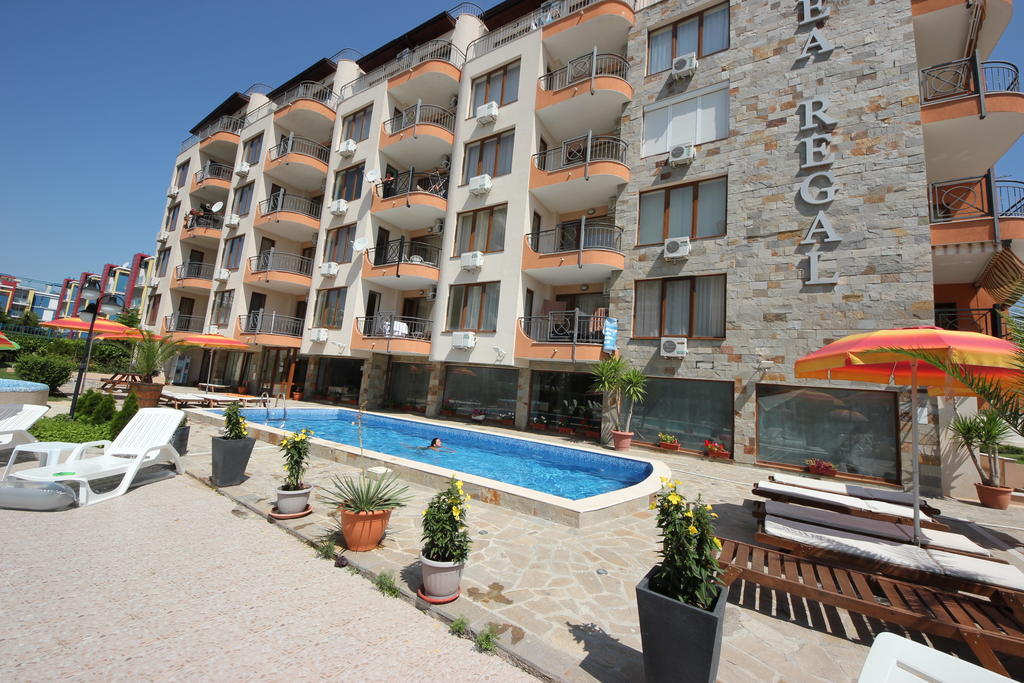 Menada Sea Regal Apartments 阳光海滩 外观 照片