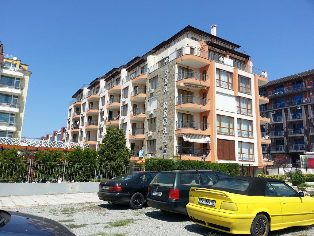 Menada Sea Regal Apartments 阳光海滩 外观 照片