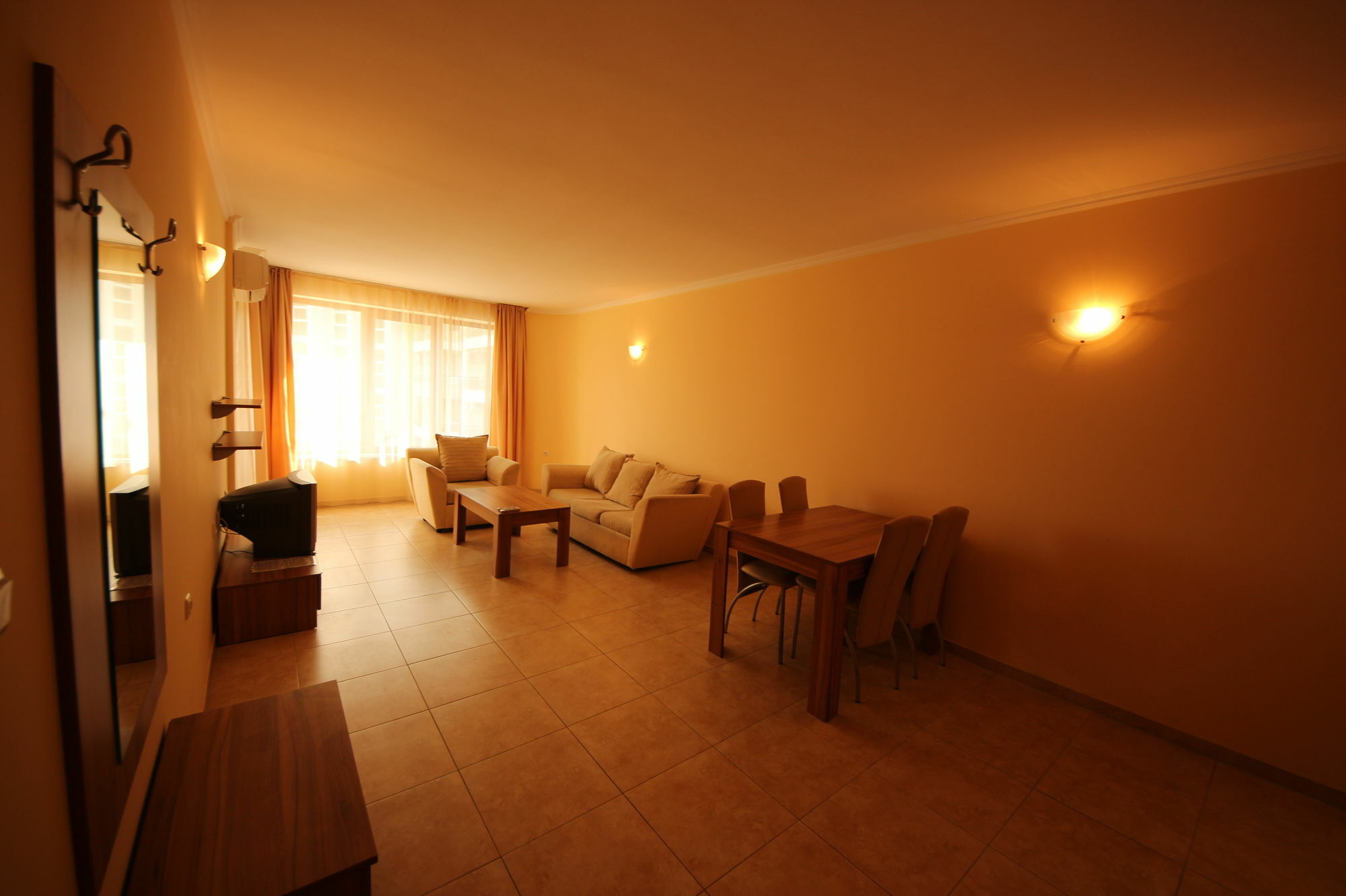 Menada Sea Regal Apartments 阳光海滩 外观 照片